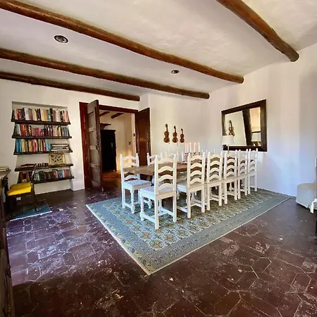 El Molino Hotel